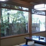 亀寿司 -  元造園工の私が惚れるほど美しく剪定された竹