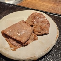 ヤキニク旭 - 
