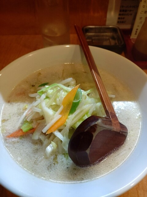 Naniwa Tonkotsu Ramen photo 2