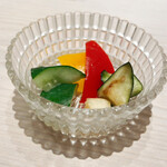 麻布十番 秦野よしき - 胡瓜の糠漬けと他浅漬け◎ お代わり自由