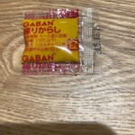 とんかつ成蔵 - からし拡大。ソースに合うのであえて使う。