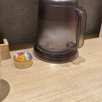 とんかつ成蔵 - 水全部飲んだ！美味しい