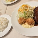 洋食レストラン ロッキー - 