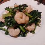 オステリア ピテカントロポ - 小海老とアレッタのソテー