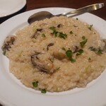 オステリア ピテカントロポ - カキのリゾット