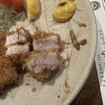 とんかつ かつせい - ジューシーな脂身と濃厚な旨味の赤身。