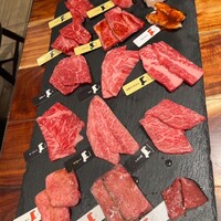 Aging beef & Specialty coffee THE三本 -  Aging beef & Specialty coffee THE三本 -