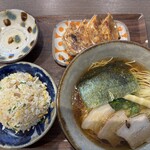 ラーメンハウス アヒル軒 - 