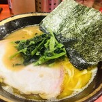 横浜家系総本山 吉村家直系店 ラーメン内田家 - 