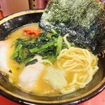 横浜家系総本山 吉村家直系店 ラーメン内田家 - 
