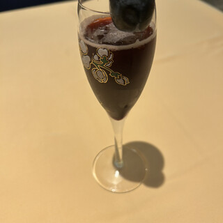 サロン・ド・テ シェ松尾_1