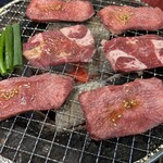 炭火焼肉 にく式 - 