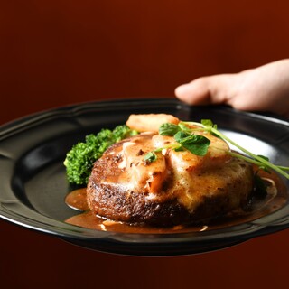 御馳走オムライス館 ネコ目_2