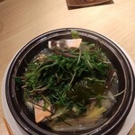 RISTORANTE IL NODO - 方々とわかめ、葱、セリの鍋仕立て