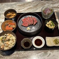 肉割烹 SHUN - 