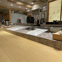 割烹 章月 - カウンターにて