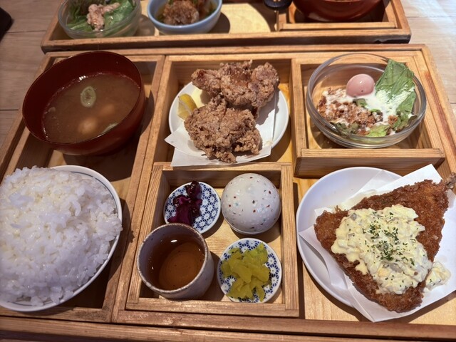 Cafe TSUKUMO Shokudo Toyota Honten photo 3