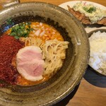 東のHIBARI - 鶏ポタ辛麺とき卵大辛ヨガブラスト、三度揚げ唐揚げ、小ライス