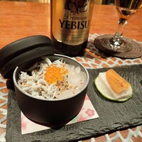魚坐 - 富山産白海老としらすのお寿司