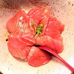 魚幸水産 - 筋がない！スプーンで切れる柔らかさ！！