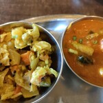 アーンドラ・ダイニング - ポリヤルと野菜カレー
