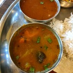 アーンドラ・ダイニング - サンバルとラッサム