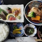 魚庄 糸島 大原店 - 選べる2品ランチ(税込1,320円)