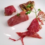 大和榛原牛 うし源 -  アラカルト