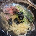 焼肉ホルモン ひなた - 〆のラーメン