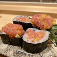 酒遊庵こてつ - とろたく太巻き
