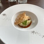 701 - 洋梨のカラメルソース 紅茶風味のバニラアイス添え