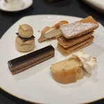 ガストロノミー ジョエル・ロブション - 