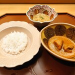 美会 - カレー2種(世界一美味しいカレー / グリーンカレー)