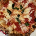 ソロ ピッツァ ナポレターナ ダ ルーチョ - 