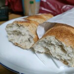 ル トーキヨー フレンチベーカリー エスプリ - 割ったとこ