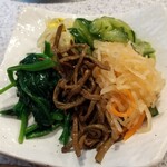 南大門 - ナムル盛り合わせ