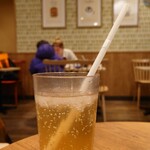 モスバーガー - 【期間限定】ゆず＆レモンジンジャエール〜アロエ入り〜