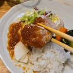 キッチン ブルー グローブ - み切れ目のソテー