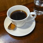 キッチン ブルー グローブ - ホットコーヒーのアップ