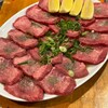焼肉ホルモン 万千