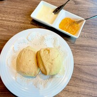 ポム・ダダン - 