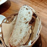 ガラタ - 自家製のパンが付きます♡