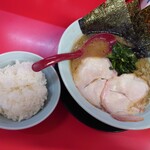 ラーメン 村井村  - 