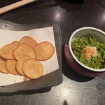 かき忠 - くわいのせんべい、めかぶポン酢