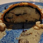 VANKA - 稚内産平目と帆立ムースのパイ包み焼き 真鱈白子のブールブランソース