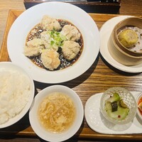 正宗広東私房菜サワダ 梅田エスト店 - 