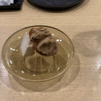 花見川 大富 - 鳥レバパティとチーズ