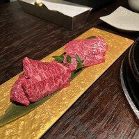 牛牛 西麻布 総本店 - 