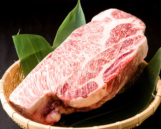 Roppaku -  こだわりの黒毛和牛、鹿児島黒豚、薩摩赤鶏。ブランド肉の確かな品質