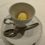 Ristorante Crocifisso - 前菜その３　オリーブオイルのシャーベット